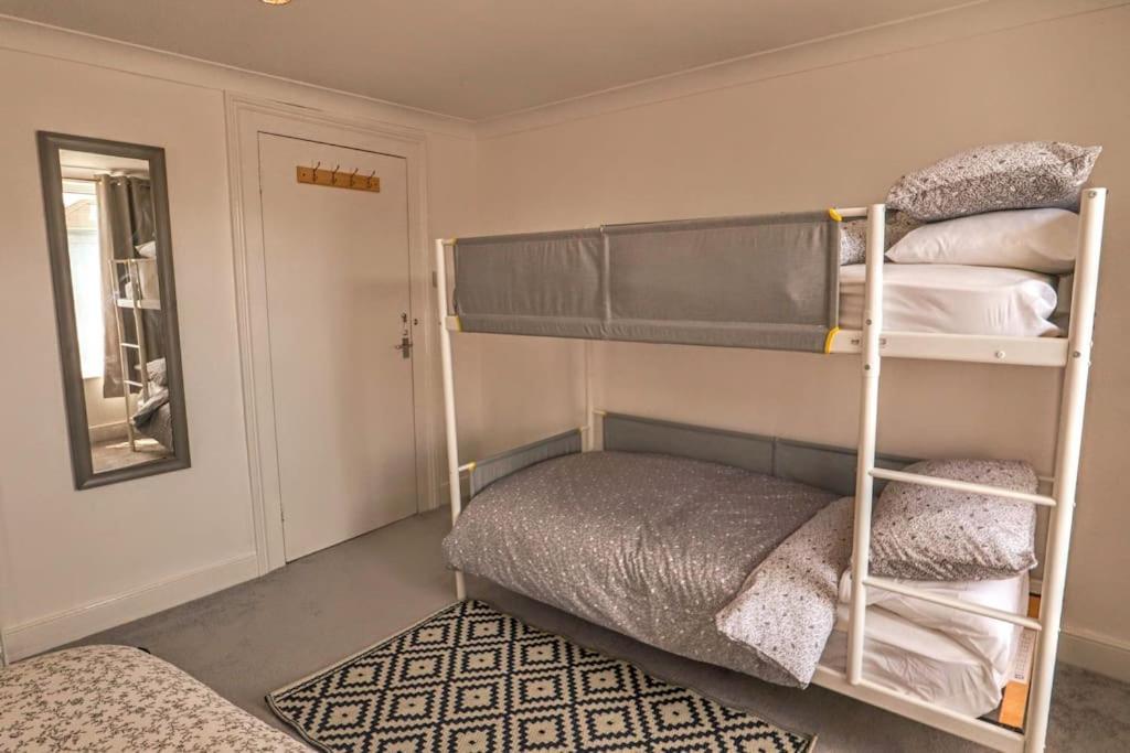 4 Bed Home 3 Mins From Harbour + Sandy Beach Folkestone Ngoại thất bức ảnh