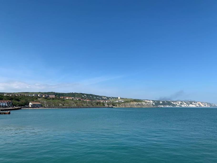 4 Bed Home 3 Mins From Harbour + Sandy Beach Folkestone Ngoại thất bức ảnh