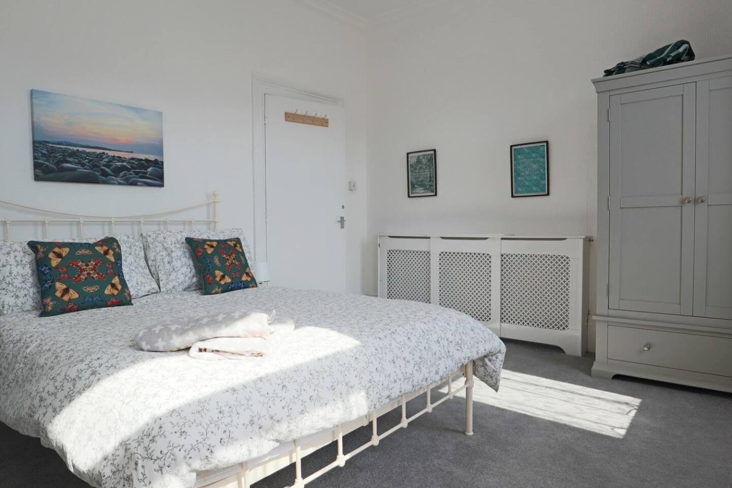 4 Bed Home 3 Mins From Harbour + Sandy Beach Folkestone Ngoại thất bức ảnh