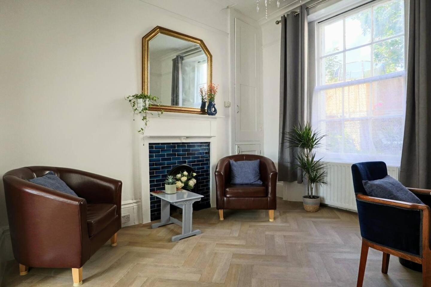 4 Bed Home 3 Mins From Harbour + Sandy Beach Folkestone Ngoại thất bức ảnh